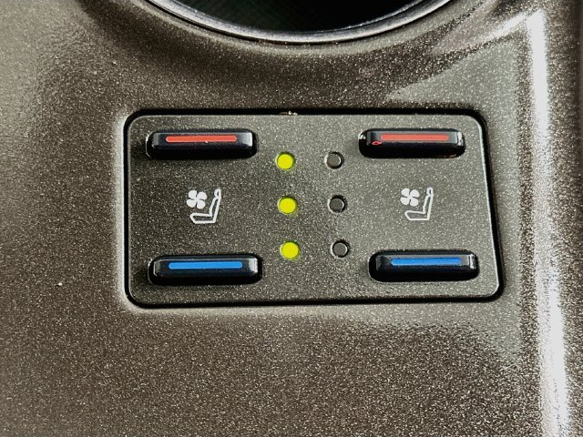 Used 2023 Toyota Camry XSE w/ Driver Assist Package FWD image 19