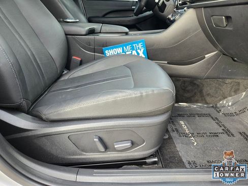 Used 2025 Hyundai Sonata Limited FWD image 49