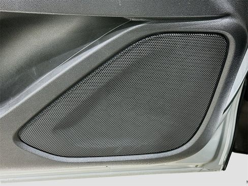 Used 2022 GMC Terrain SLE w/ Driver Convenience Package image 17