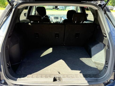 Used 2020 Chevrolet Equinox LS w/ LS Convenience Package image 32