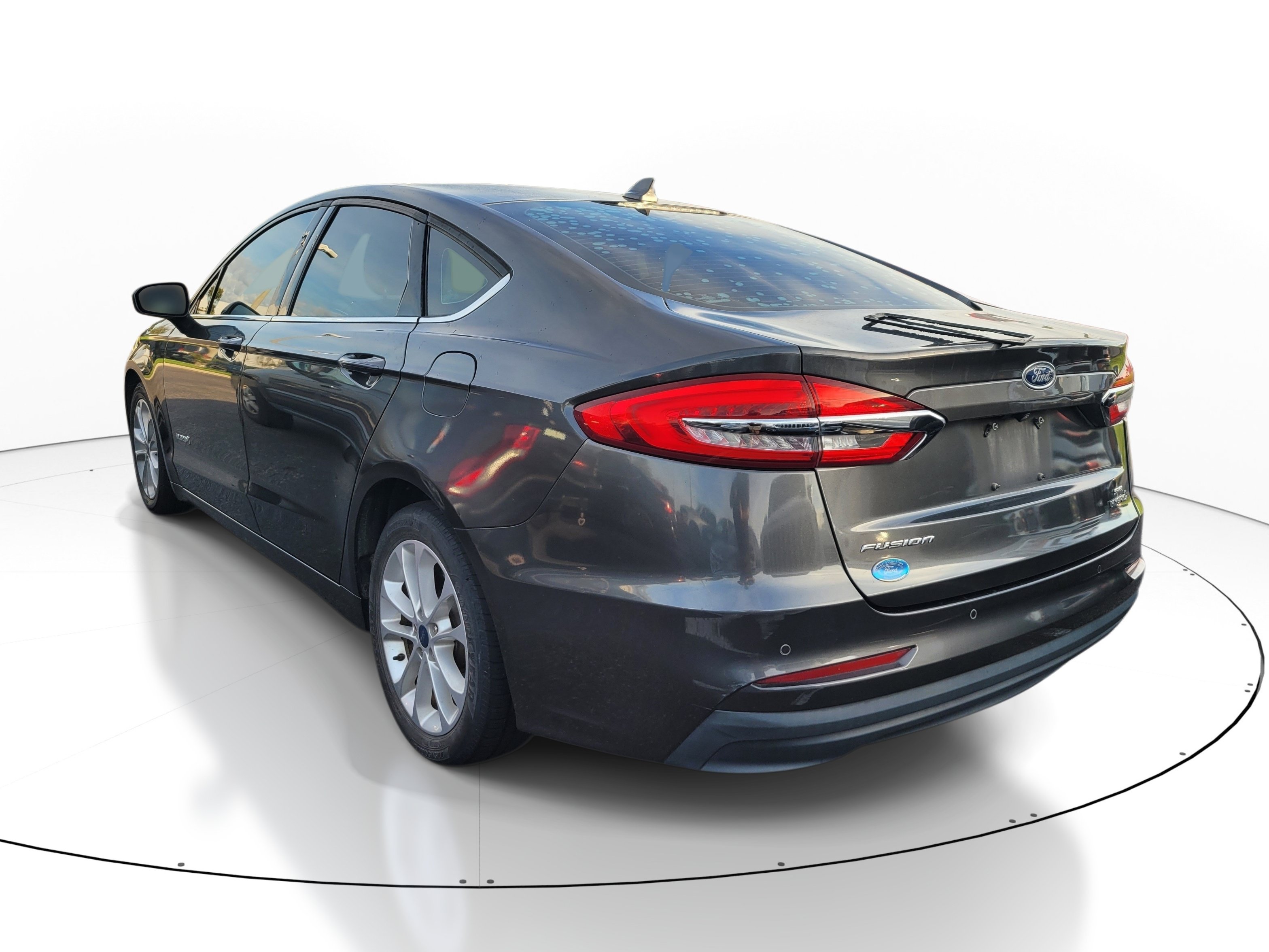 Used 2019 Ford Fusion SE FWD image 6