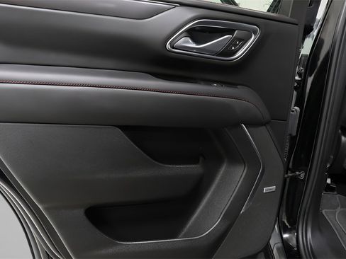 Used 2024 Chevrolet Tahoe RST w/ RST Performance Edition image 24