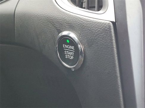 Certified 2024 Ford Edge SEL w/ Convenience Package image 23