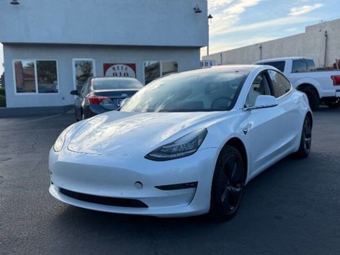 Used 2018 Tesla Model 3 Long Range image 6