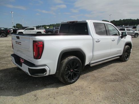 New 2026 GMC Sierra 1500 Denali w/ Denali Reserve Package AWD/4WD image 4