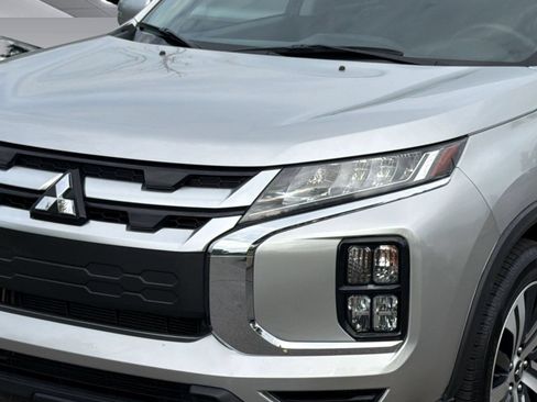 Used 2022 Mitsubishi Outlander Sport SE FWD image 12