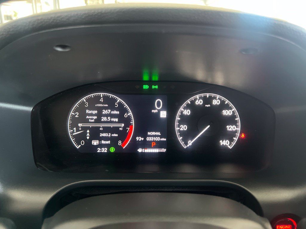 Used 2025 Honda HR-V LX image 40