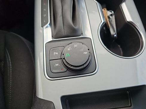 Used 2021 Chevrolet Blazer LT FWD image 20