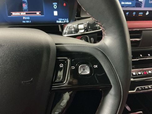 Used 2023 Lincoln Corsair Reserve w/ Equipment Group 201A image 14