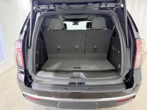 Used 2023 Chevrolet Tahoe LT w/ Luxury Package image 8