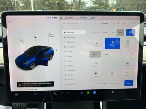 Used 2021 Tesla Model Y Long Range image 20