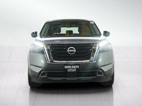 Used 2024 Nissan Pathfinder S AWD/4WD image 8