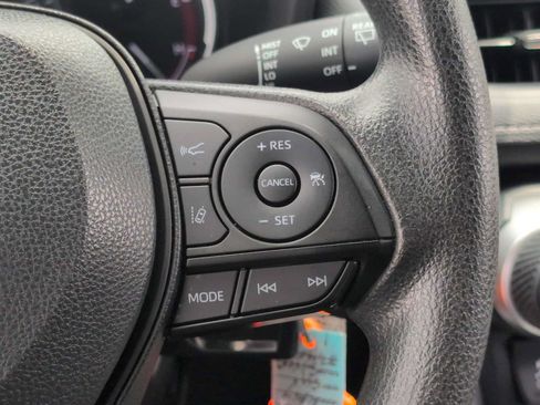 Used 2023 Toyota RAV4 LE FWD image 23
