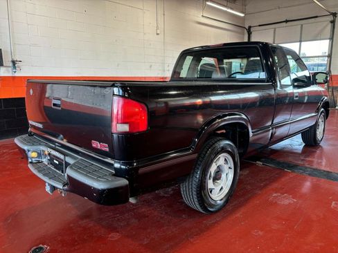 Used 1999 GMC Sonoma SLS w/ Marketing Option Pkg image 7