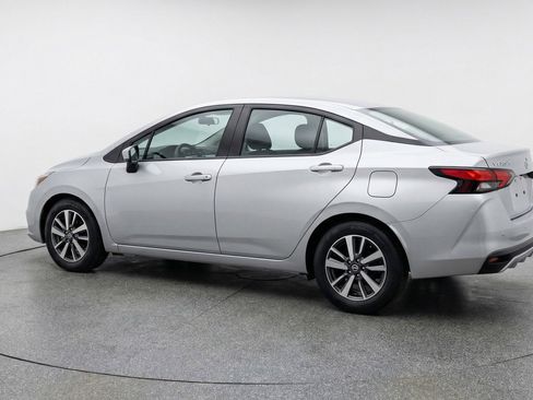 Used 2025 Nissan Versa SV FWD image 6