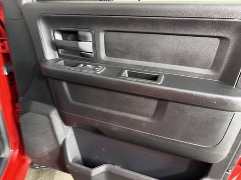 Used 2016 RAM 1500 Express image 40