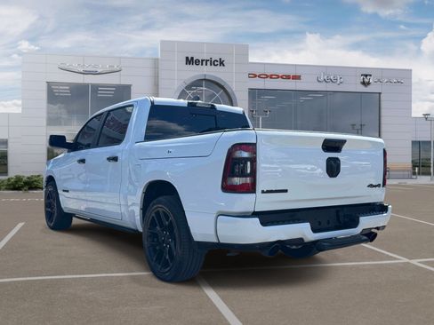 Used 2024 RAM 1500 Laramie AWD/4WD image 8