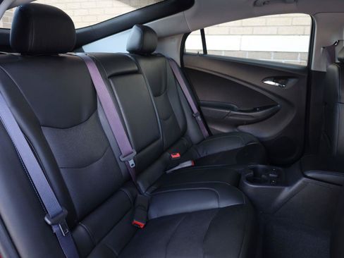 Used 2017 Chevrolet Volt Premier w/ Driver Confidence II Package FWD image 21