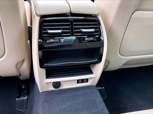 Used 2023 BMW 530i w/ Premium Package RWD image 37
