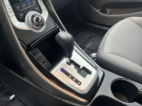 Used 2012 Hyundai Elantra GLS w/ Preferred Pkg 3 image 21