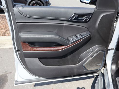 Used 2018 GMC Yukon XL SLT w/ Open Road Package image 18