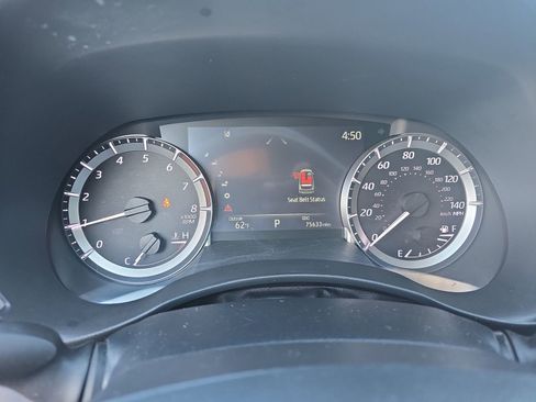 Used 2023 Toyota Highlander XLE image 27