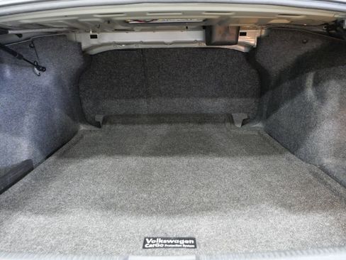 Used 2013 Volkswagen Passat 2.5 S image 24