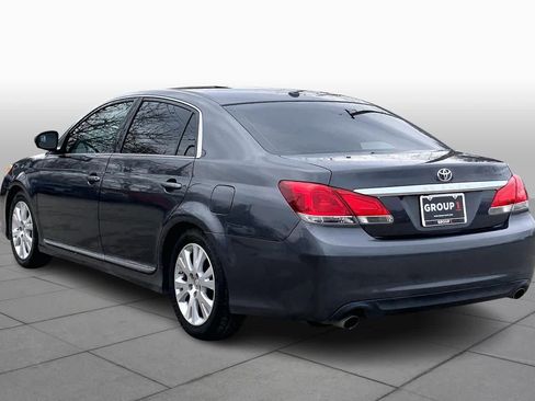 Used 2011 Toyota Avalon Limited image 10