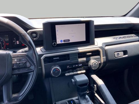Used 2025 Toyota Tacoma SR RWD image 7