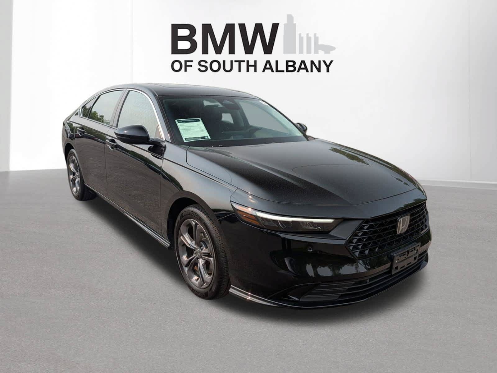 Used 2025 Honda Accord EX-L image 1