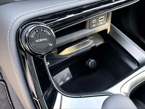 New 2026 Lexus NX 350h AWD w/ Premium Package image 15