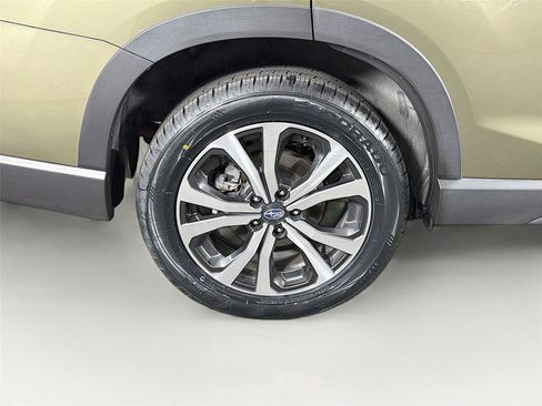 Used 2024 Subaru Forester Limited AWD/4WD image 35