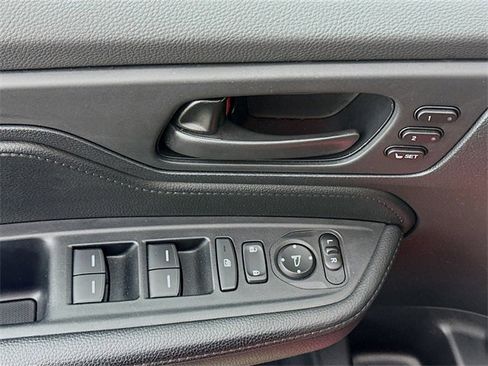 Certified 2024 Honda Odyssey Sport image 23