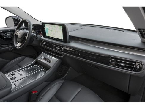 New 2026 Lincoln Aviator AWD image 36