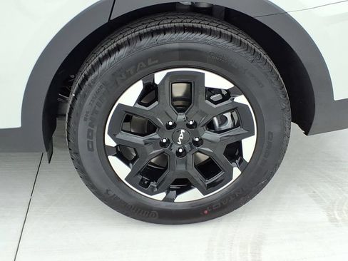 New 2026 Kia Sorento S FWD image 8