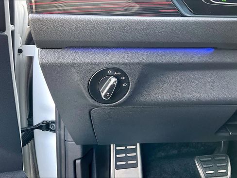 Used 2024 Volkswagen Jetta GLI Autobahn image 35