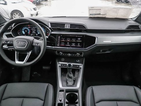 New 2025 Audi Q3 2.0T Premium image 15