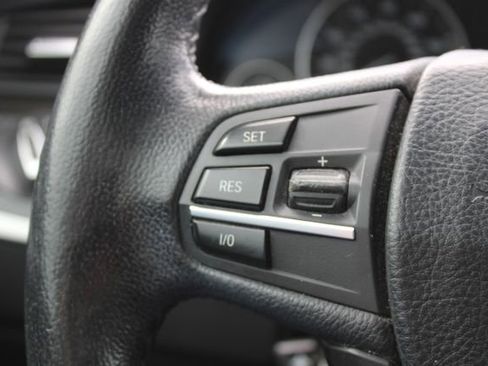Used 2012 BMW 528i xDrive Sedan AWD/4WD image 15