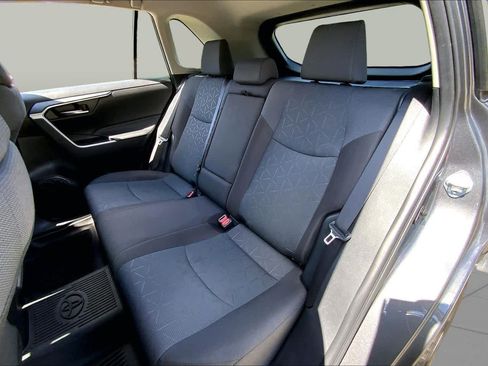 Used 2024 Toyota RAV4 XLE w/ Convenience Package FWD image 21