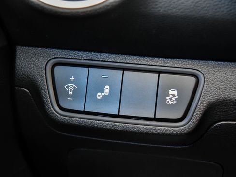 Used 2024 Kia Forte LXS w/ LXS Technology Package FWD image 27