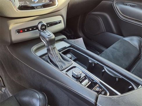 Used 2019 Volvo XC90 T5 R-Design w/ Advanced Package image 57