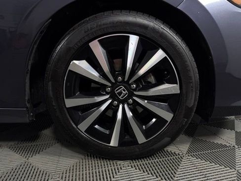 Used 2022 Honda Civic EX image 11