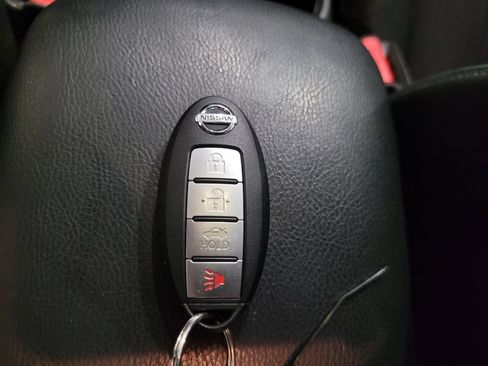 Used 2019 Nissan Sentra SV FWD image 32