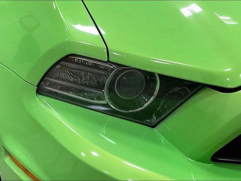 Used 2013 Ford Mustang GT RWD image 24
