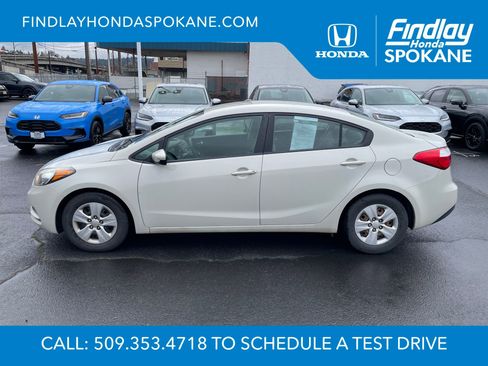 Used 2015 Kia Forte LX image 1