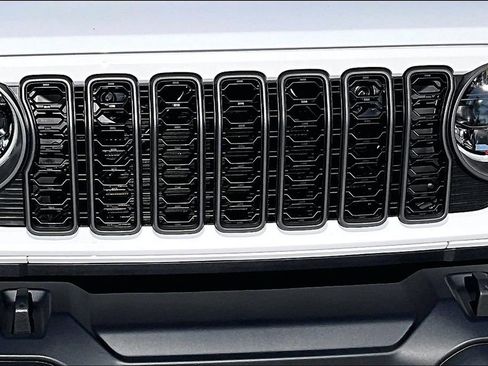 New 2026 Jeep Gladiator Sport image 30
