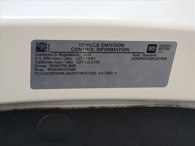 Used 2024 Chevrolet Traverse LT w/ LPO, Floor Liner Package FWD image 27