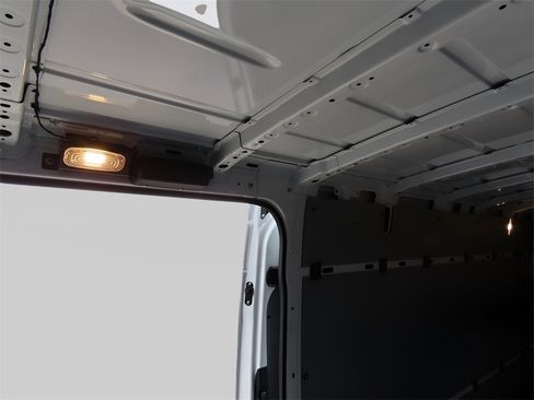 Used 2024 Mercedes-Benz Sprinter 3500 image 20