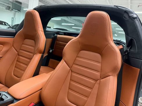 Certified 2026 Porsche 911 Targa 4 GTS AWD/4WD image 27