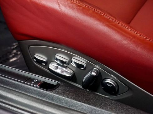 Used 2019 Porsche 911 4 Coupe image 80